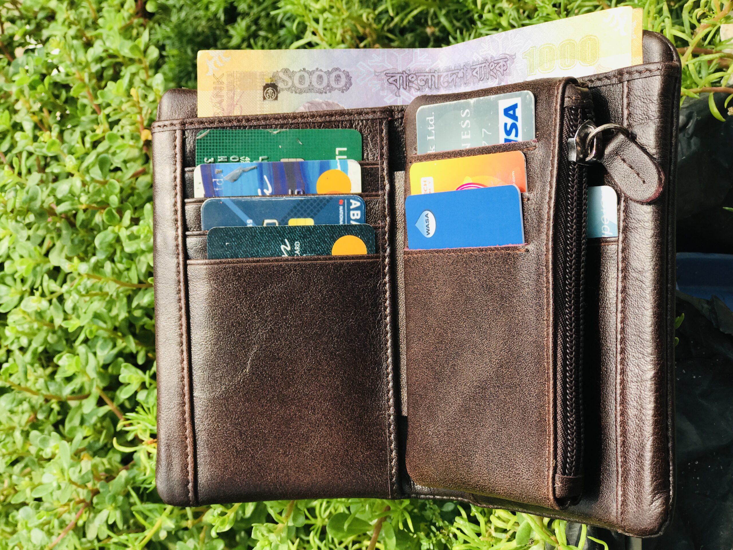 3 Quater wallet (Chocklet)